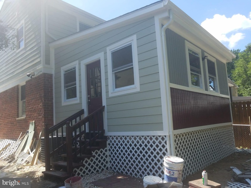 5824 Shoshone Dr, Oxon Hill, MD 20745 - photo 1