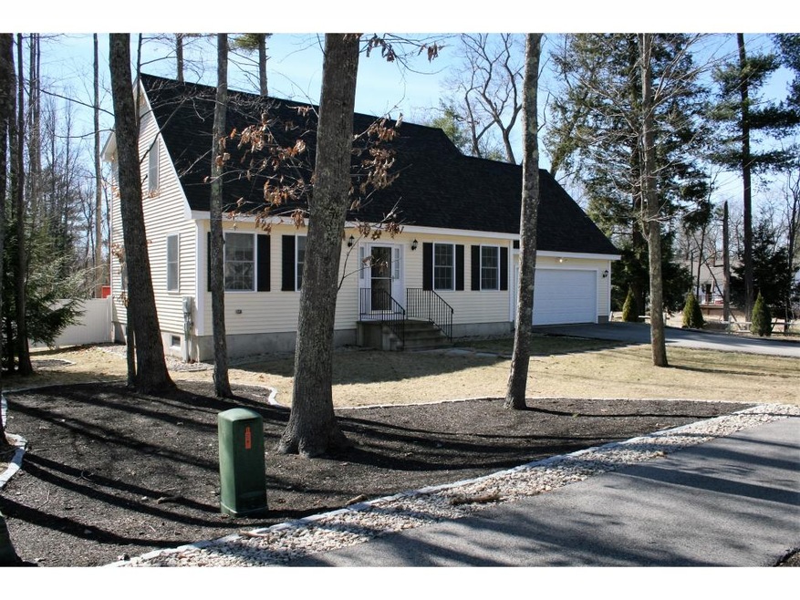 11 Regency Ct, Rochester, NH 03867 - photo 1