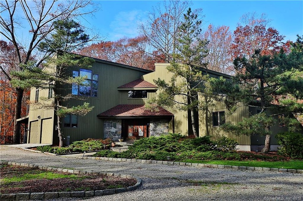 196 Echo Hill Dr, Stamford, CT 06903 - photo 1