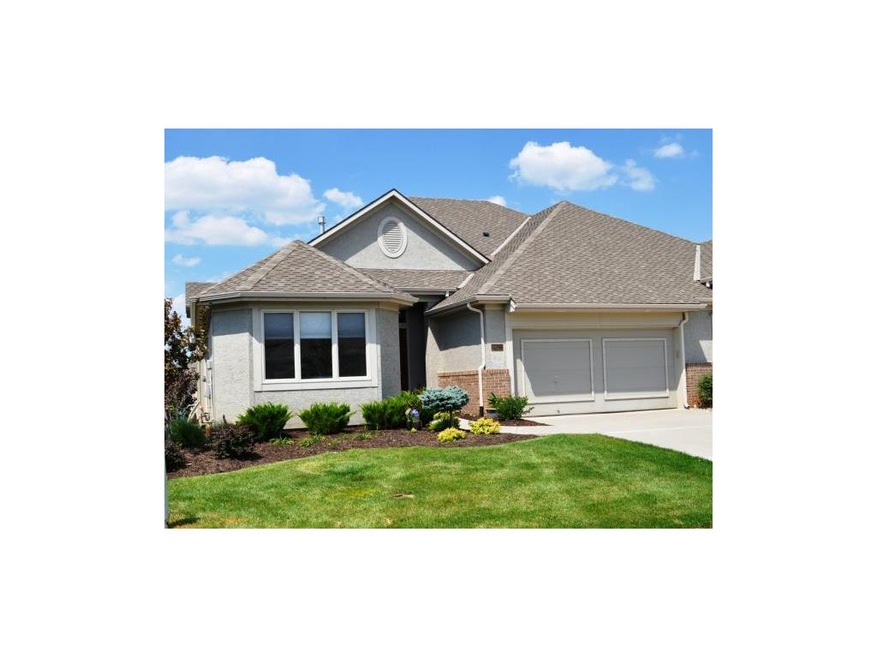 19522 W 100th Terrace, Lenexa, KS 66220 - photo 1