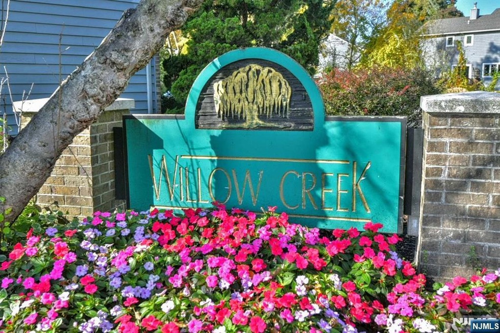 7-46 Cross Meadows unit 1X, Fair Lawn, NJ 07410 - photo 1