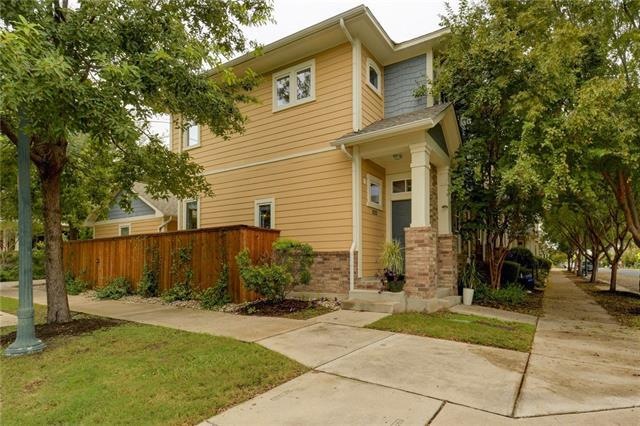 Welcome home! Beautiful two bedrooms, 2.5 bath home on a desirable corner lot in Mueller just minutes to shopping, dining and entertainment!