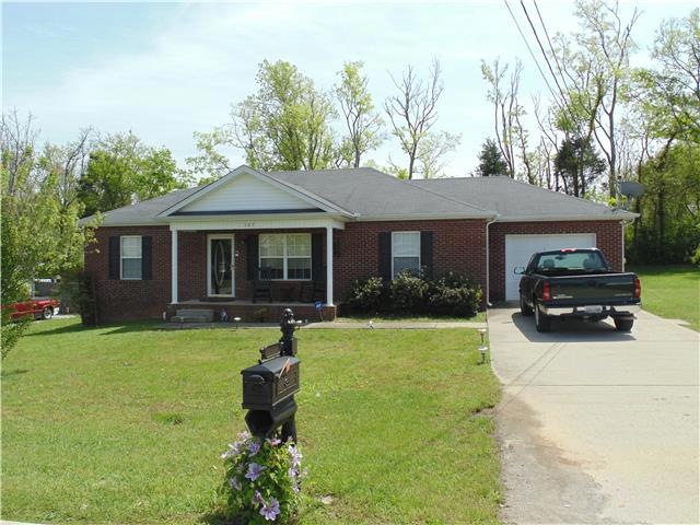 305 Christopher Ct, Shelbyville, TN 37160 - photo 1
