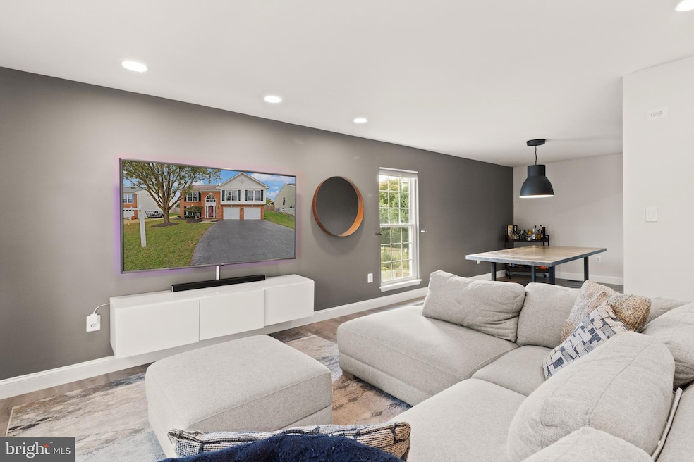 9305 Shannon St, Manassas Park, VA 20111 - photo 1