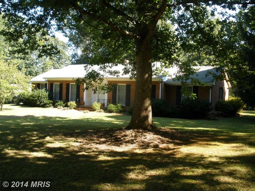 9621 S Pines Rd, Warrenton, VA 20186 - photo 1