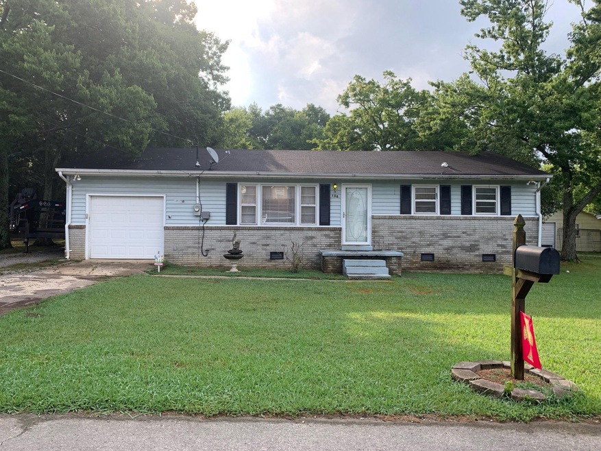 139 Collier Ave, Shelbyville, TN 37160 - photo 1