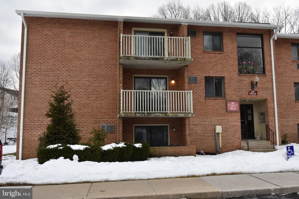 200 Winding Way unit J26, Downingtown, PA 19335 - photo 1