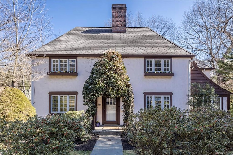 64 Park Ave, Bronxville, NY 10708 - photo 1