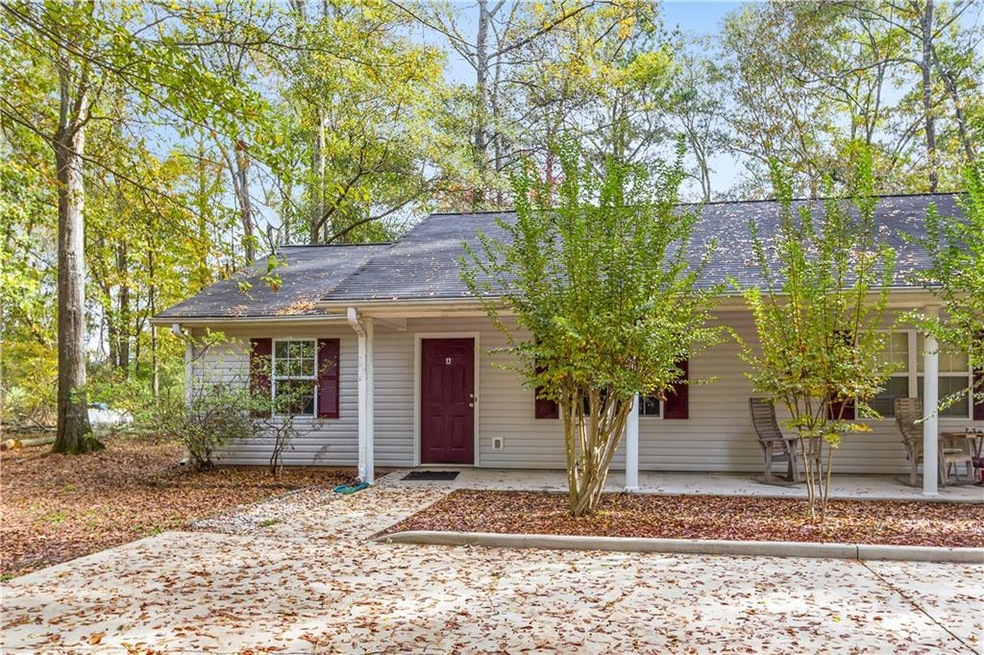 1727 Oak Grove Church Rd unit A, Carrollton, GA 30117 - photo 1