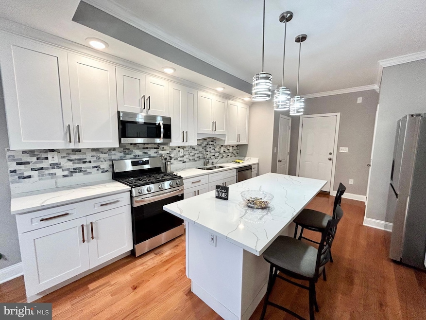 5215 Craig Ave, Baltimore, MD 21212 - photo 1