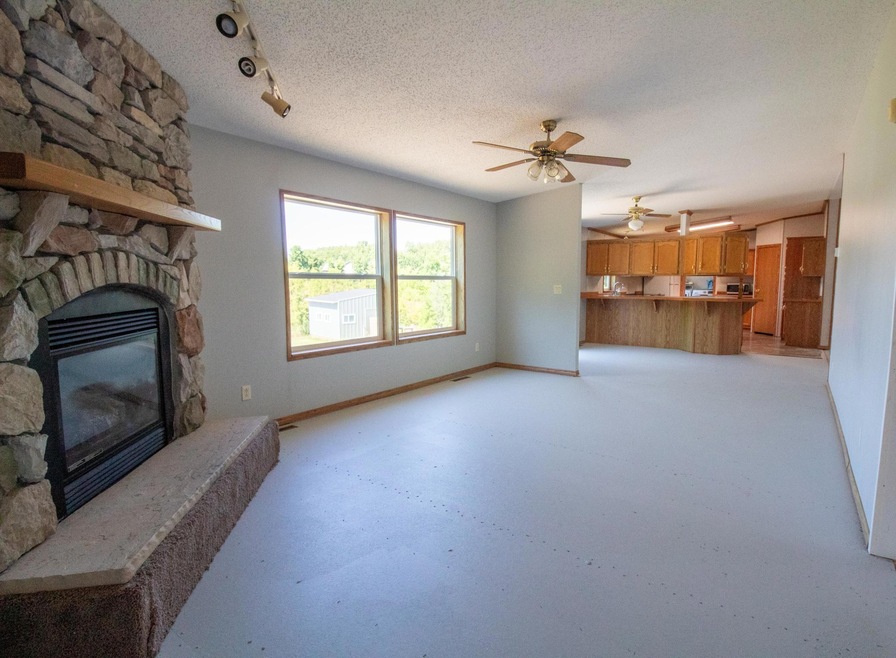 31187 180th St Greatroom (12).jpg