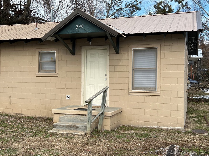 230 Wilson Ave, Tahlequah, OK 74464 - photo 1