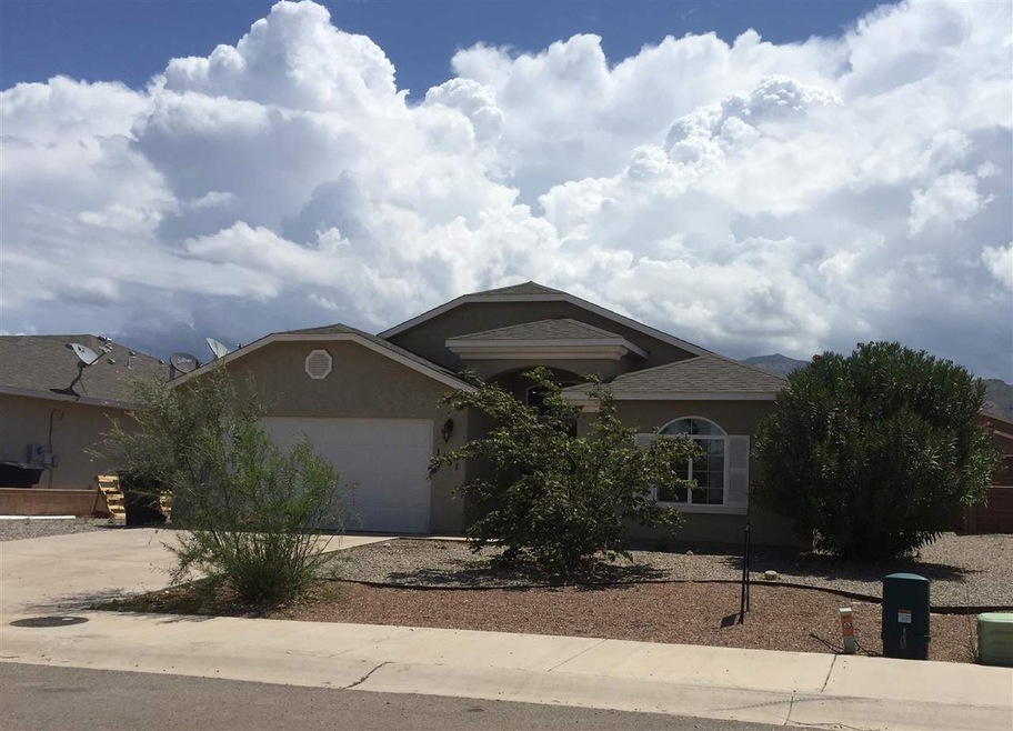 1451 Tierra Royos, Alamogordo, NM 88310 - photo 1