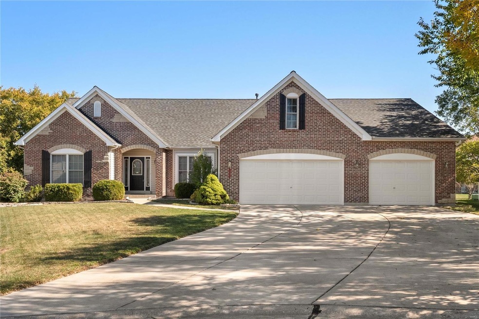 Welcome to 1632 Wainscott, Wonderfully located on 