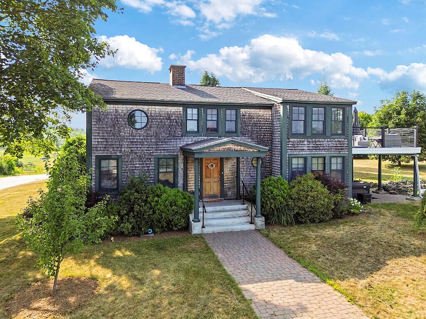 For Sale $499,900 • Co-Listing Agent