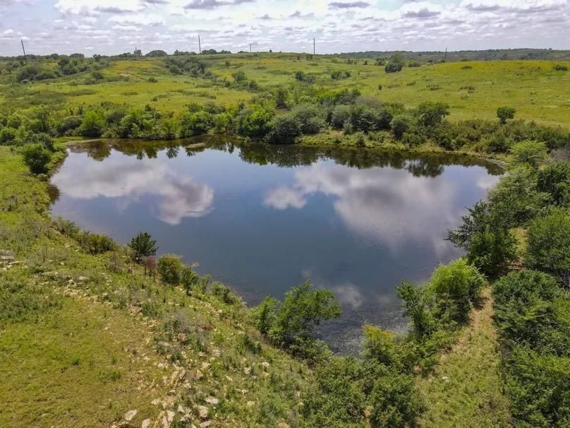 00000 SW Hoch Rd, Topeka, KS 66610 - photo 1