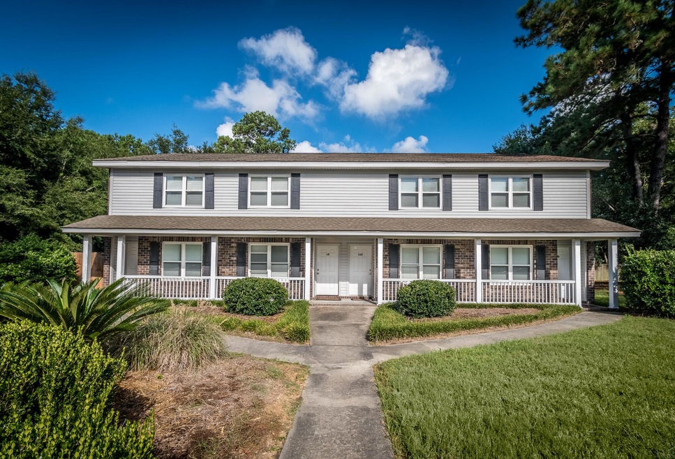 11BCommercialRow-01