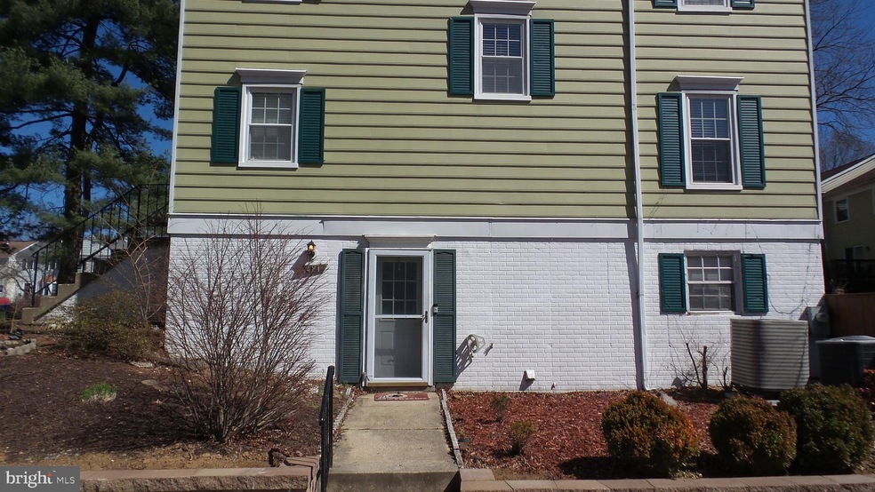 1481 Chatham Ct, Crofton, MD 21114 - photo 1