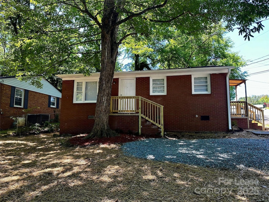 221 Bookington Dr unit A, Lexington, NC 27292 - photo 1