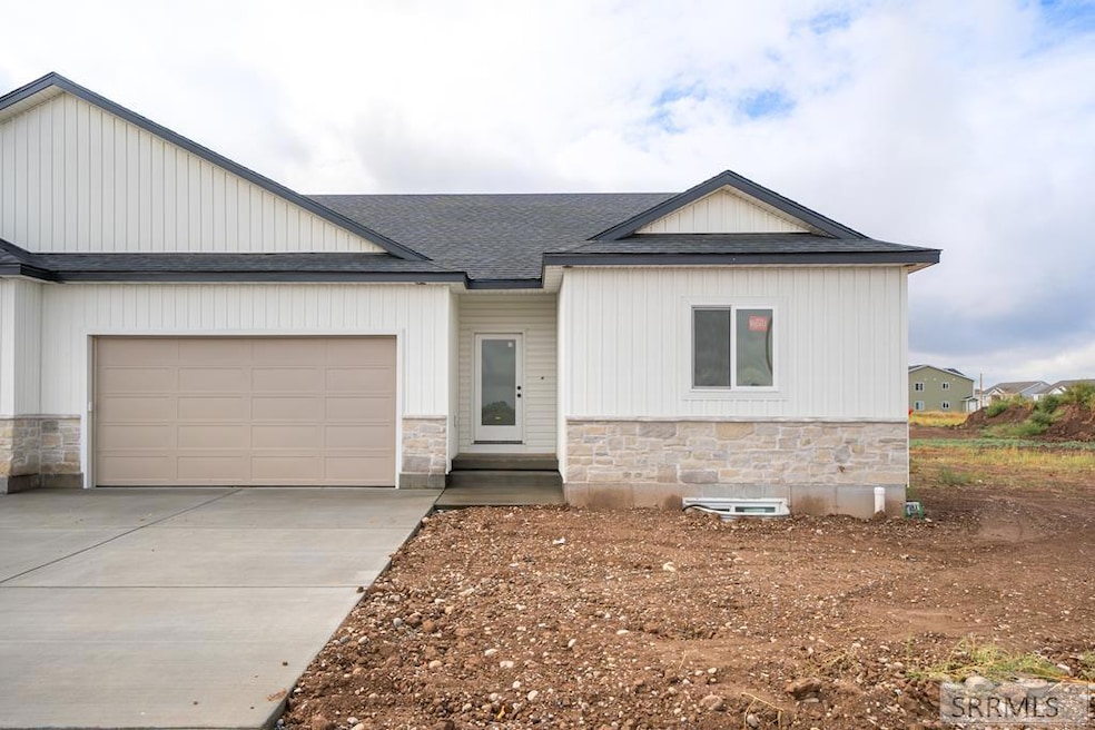 For Sale $365,000 • Co-Listing Agent