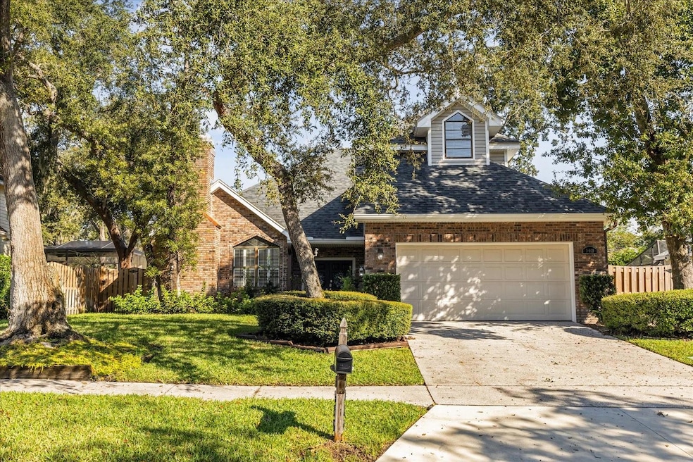 For Sale $689,000 • Co-Listing Agent