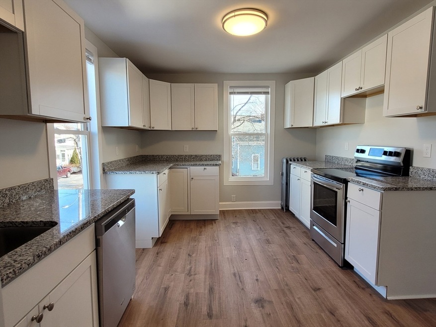 45 Central St unit 2, Hudson, MA 01749 - photo 1