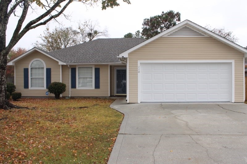 110 Sandalwood Dr, Brunswick, GA 31525 - photo 1