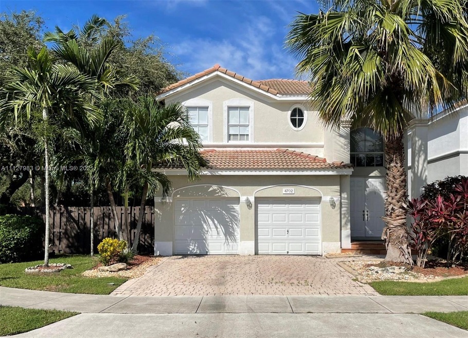 4702 NW 113th Place, Doral, FL 33178 - photo 1