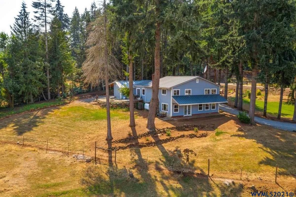 985 Crooked Finger Rd NE, Scotts Mills, OR 97375 - photo 1