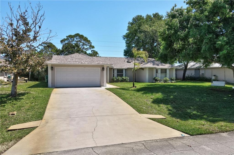 620 Balboa St, Sebastian, FL 32958 - photo 1