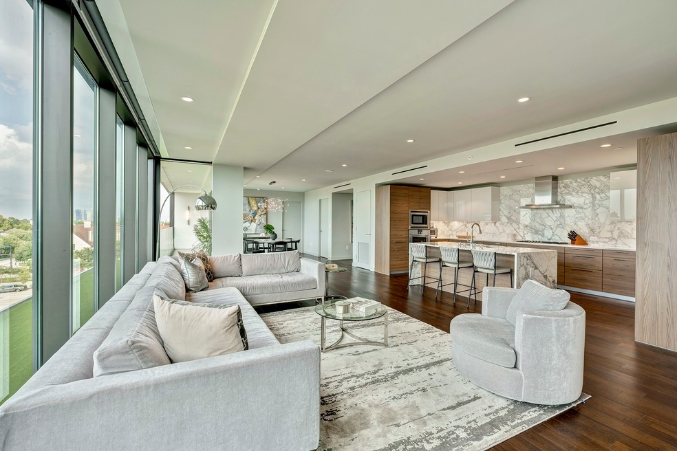 5th Floor, North-Facing views with open-concept floorplan.