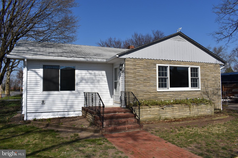 248 G St, Penns Grove, NJ 08069 - photo 1