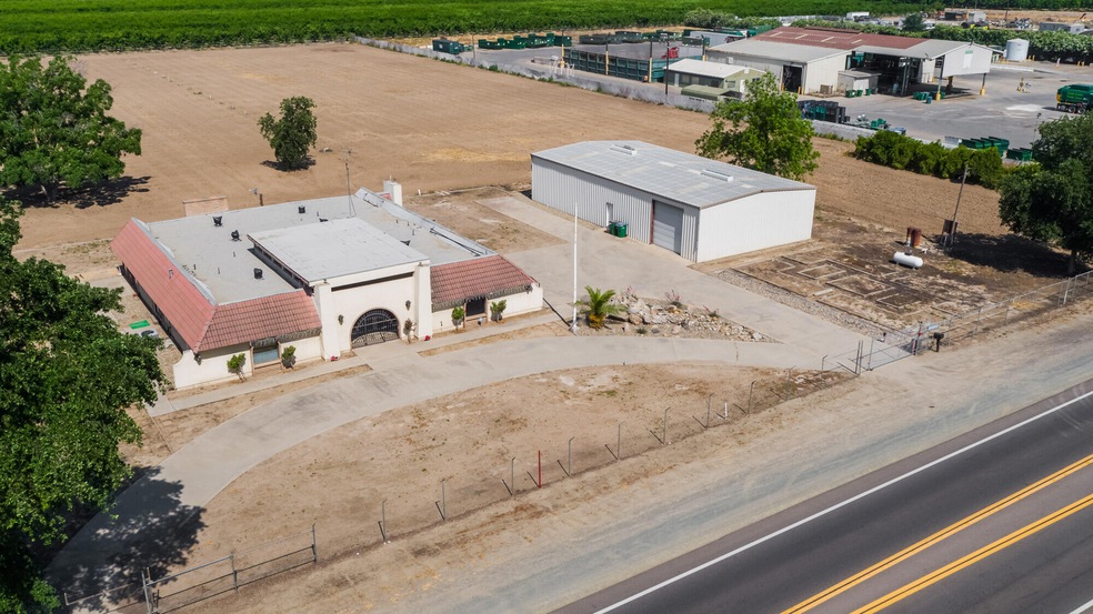 26893 Road 140 Web (50)