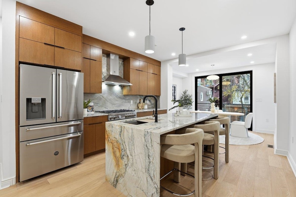 207 4th St, Jersey City, NJ 07302 - photo 1