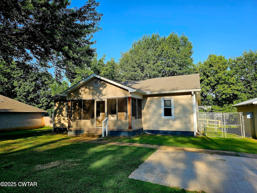 Sold $215,000