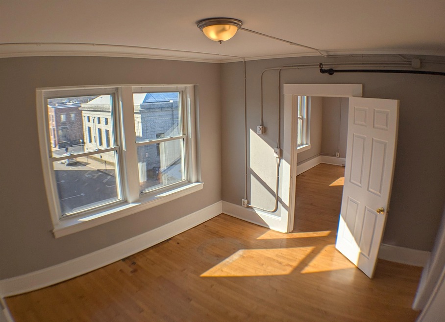 25 West St unit 301, Keene, NH 03431 - photo 1