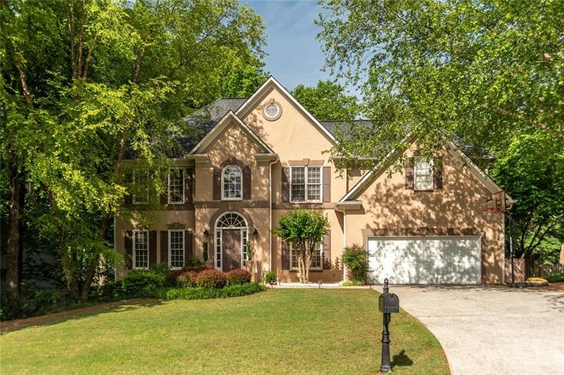 5490 Ashewoode Downs Dr, Alpharetta, GA 30005 - photo 1