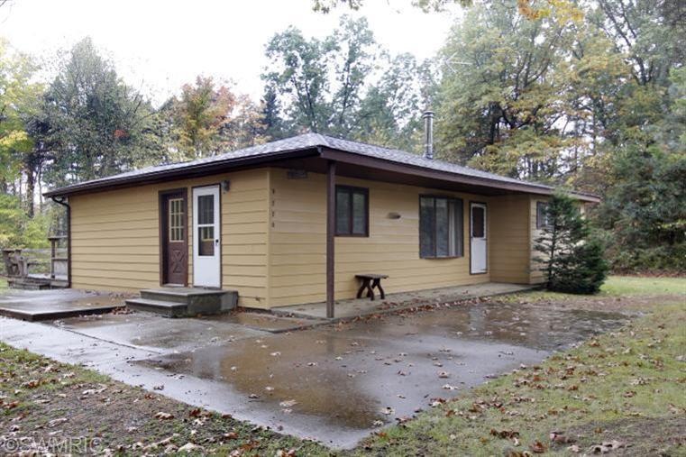 9770 Division Dr, Ceresco, MI 49033 - photo 1