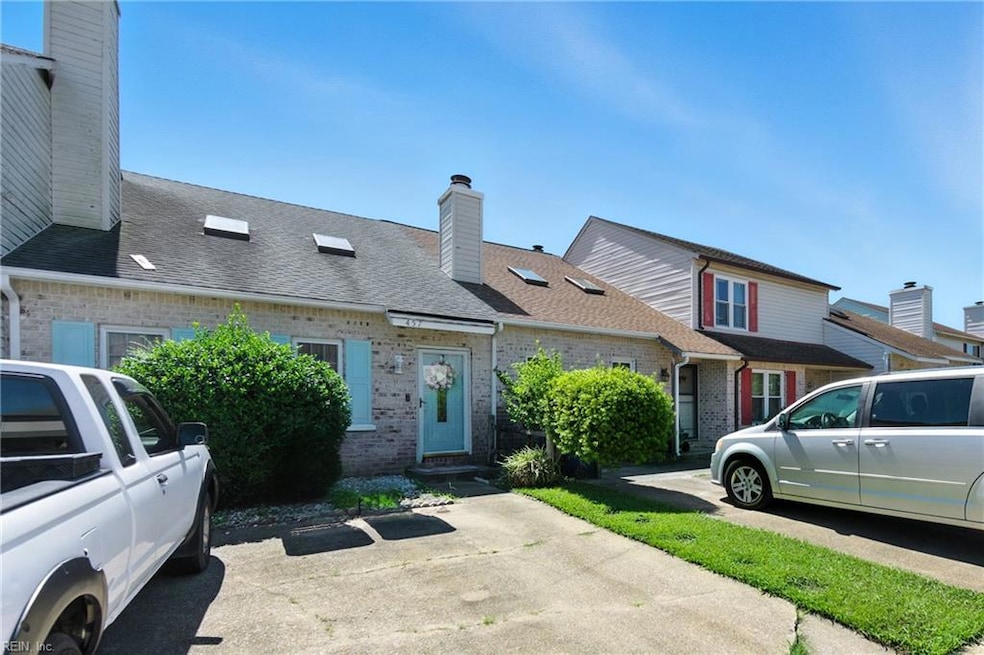 457 Troon Chase, Virginia Beach, VA 23462 - photo 1