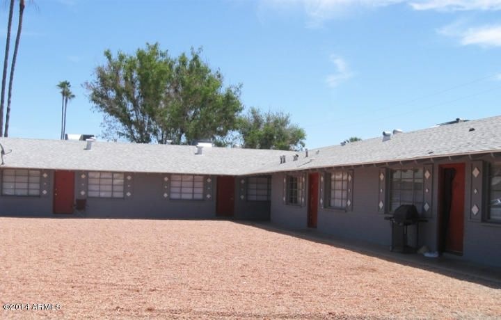Delana Apts