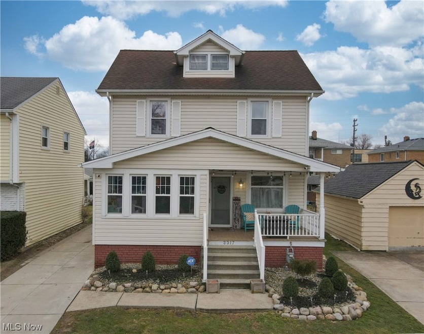 Welcome to 3317 Liggett Dr, Parma with 3 bedrooms/1.5 baths!