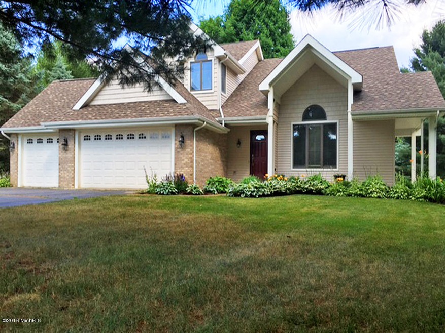 7037 Foxmoor-1