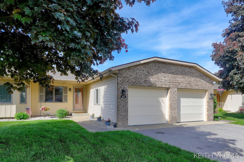 1-web-or-mls-6134-pebble-dr