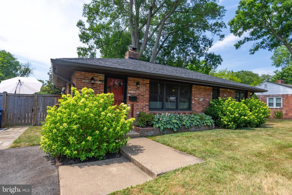 Sold $825,000 • Co-Listing Agent