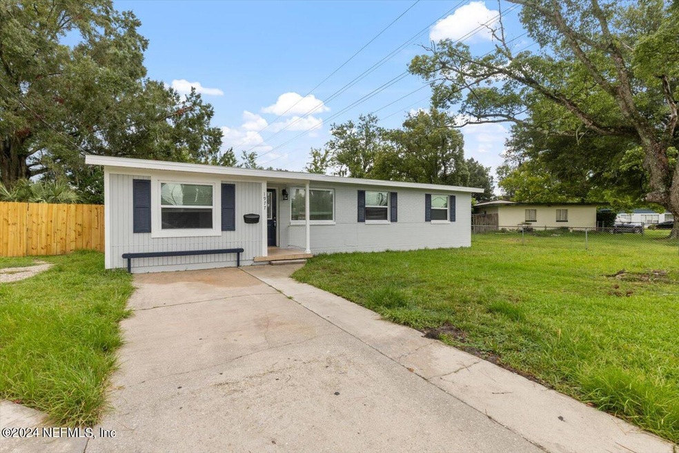 1977 Dean Rd, Jacksonville, FL 32216 - photo 1