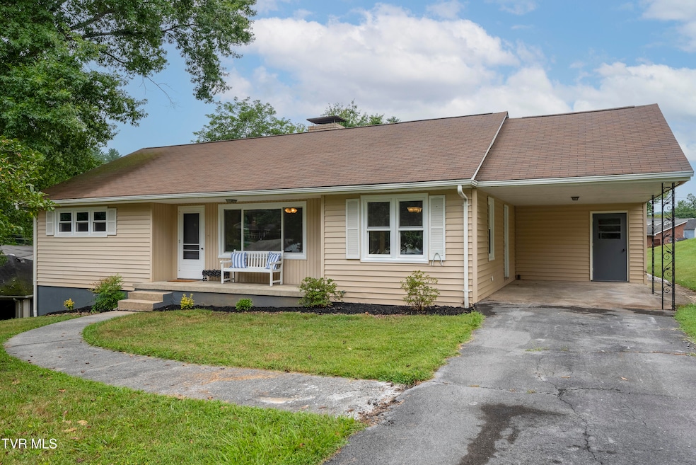 1140 Foxcroft Rd, Bristol, VA 24201 - photo 1