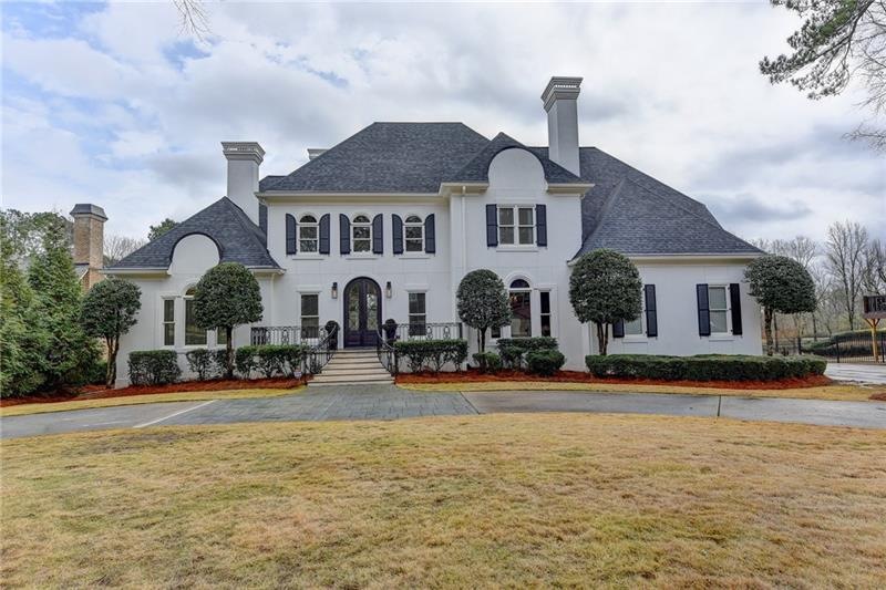 Sophisticated European exterior combined with a Mo