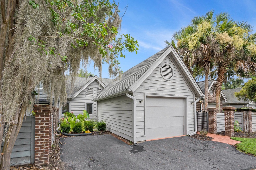 8 Duffers Court C - Front