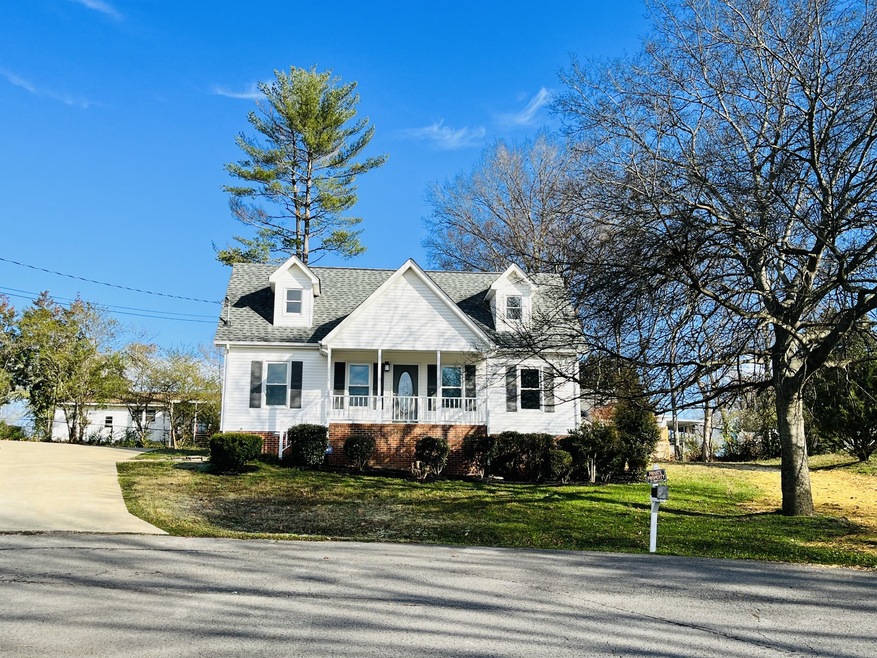 182 Tyne Rd, Shelbyville, TN 37160 - photo 1