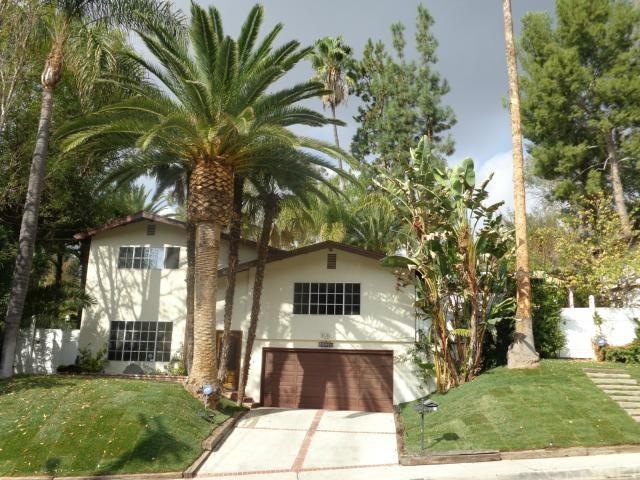 22457 Domingo Rd, Woodland Hills, CA 91364 - photo 1